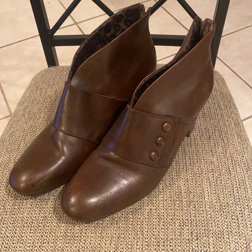 Born Handcrafted Footwear